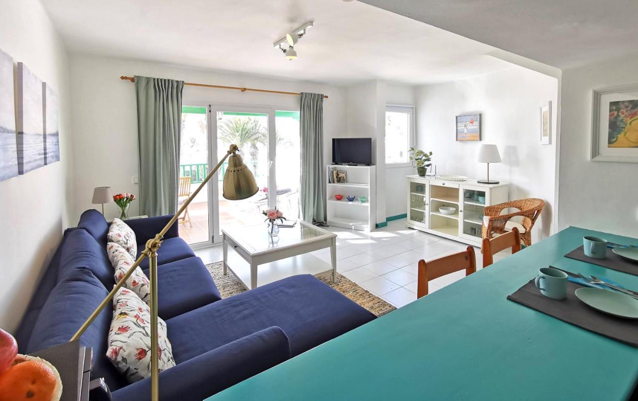 Calypso, apartamento completo con vistas al mar y a la piscina en Costa Teguise Exterior foto